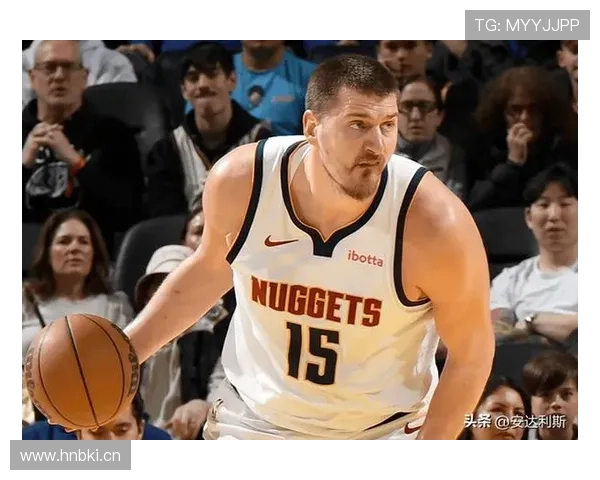 保罗挡拆组织对比约基奇 更擅长制造外线空位